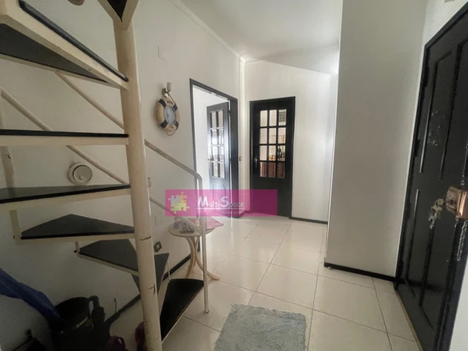 Apartamento T4 para Venda em São João Baptista Foto 2