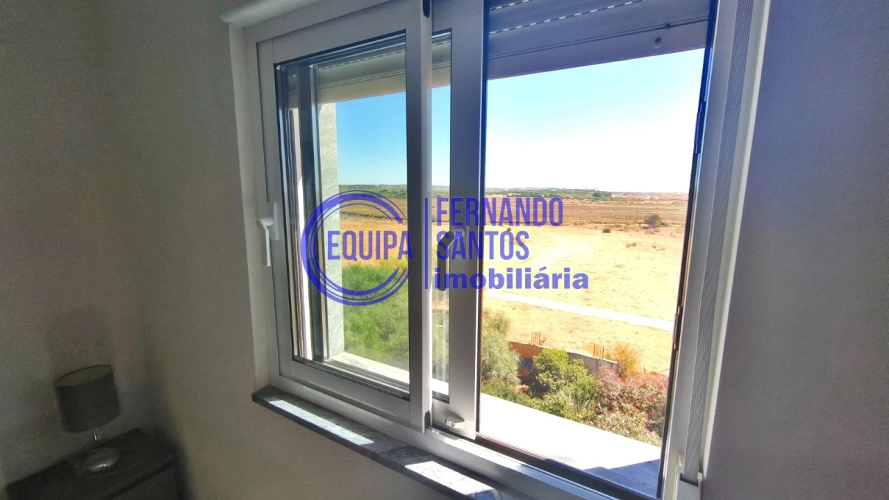Apartamento T2 para Venda em Armação de Pera Foto 15