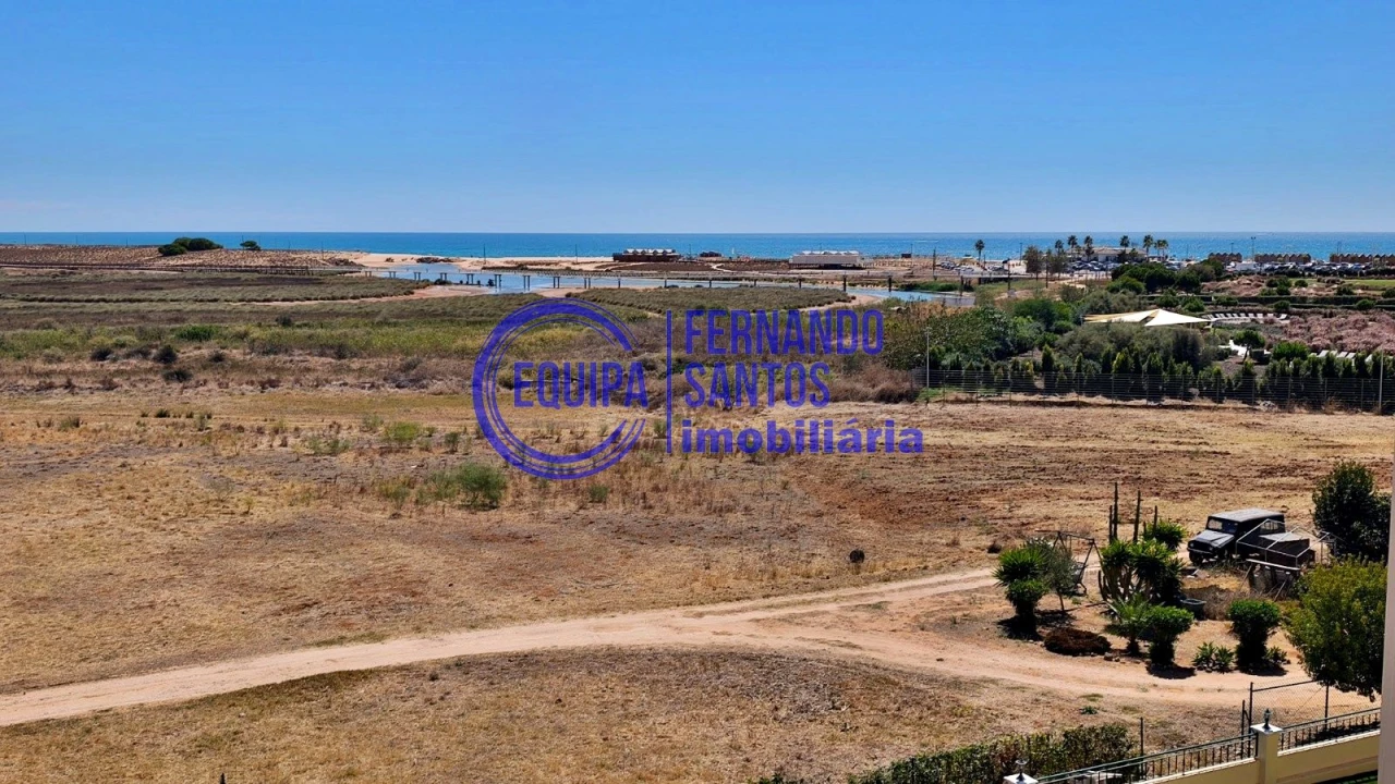 Apartamento T2 para Venda em Armação de Pera Foto 10