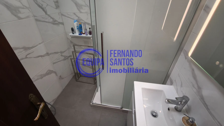 Apartamento T2 para Venda em Armação de Pera Foto 11