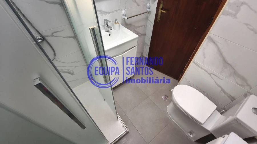 Apartamento T2 para Venda em Armação de Pera Foto 12