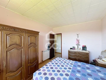Moradia T4 para Venda em Cimo de Vila da Castanheira