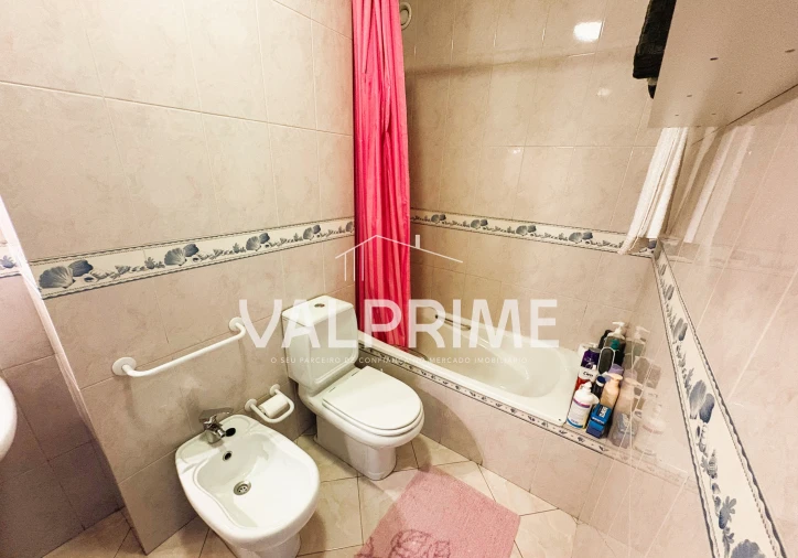 Apartamento T3 para Venda em Valongo Foto 29