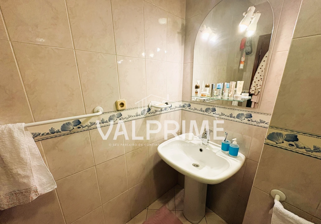 Apartamento T3 para Venda em Valongo Foto 30