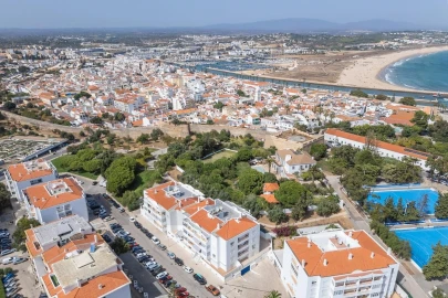 Apartamento T3 para Arrendamento férias em Lagos (São Sebastião e Santa Maria)