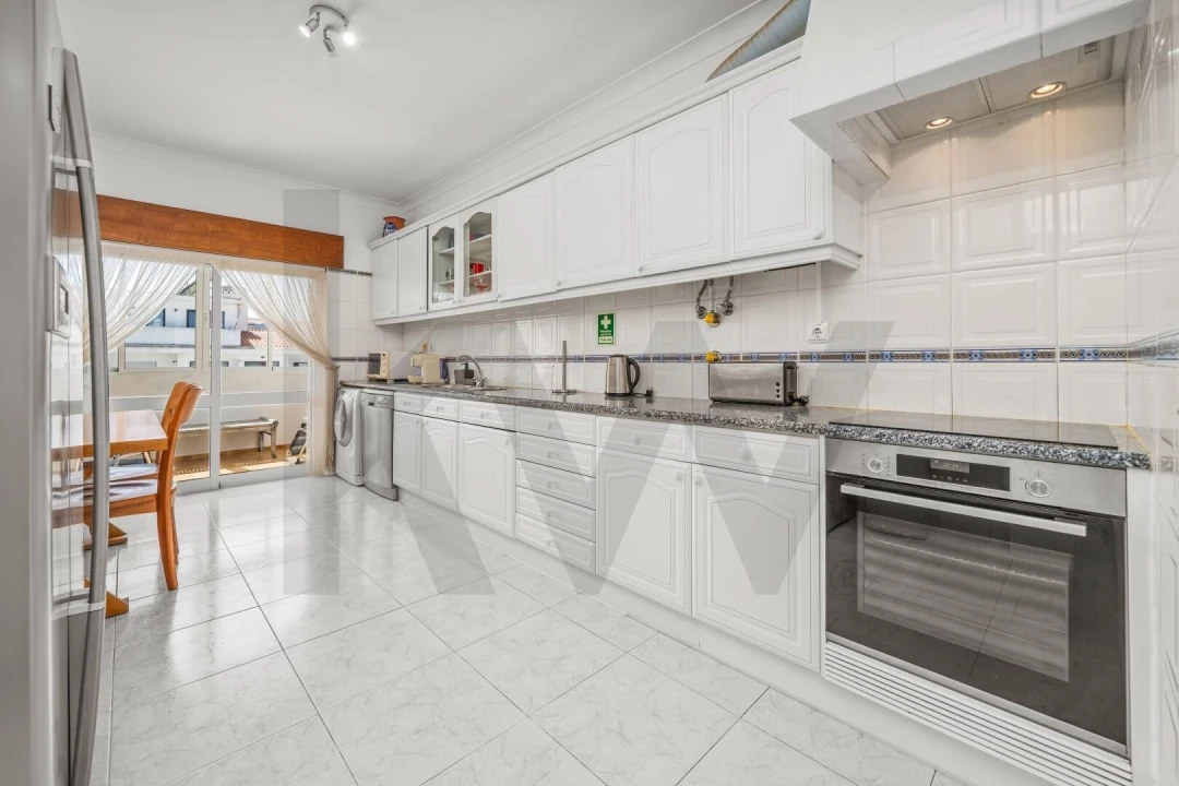Apartamento T3 para Arrendamento férias em Lagos (São Sebastião e Santa Maria) Foto 9