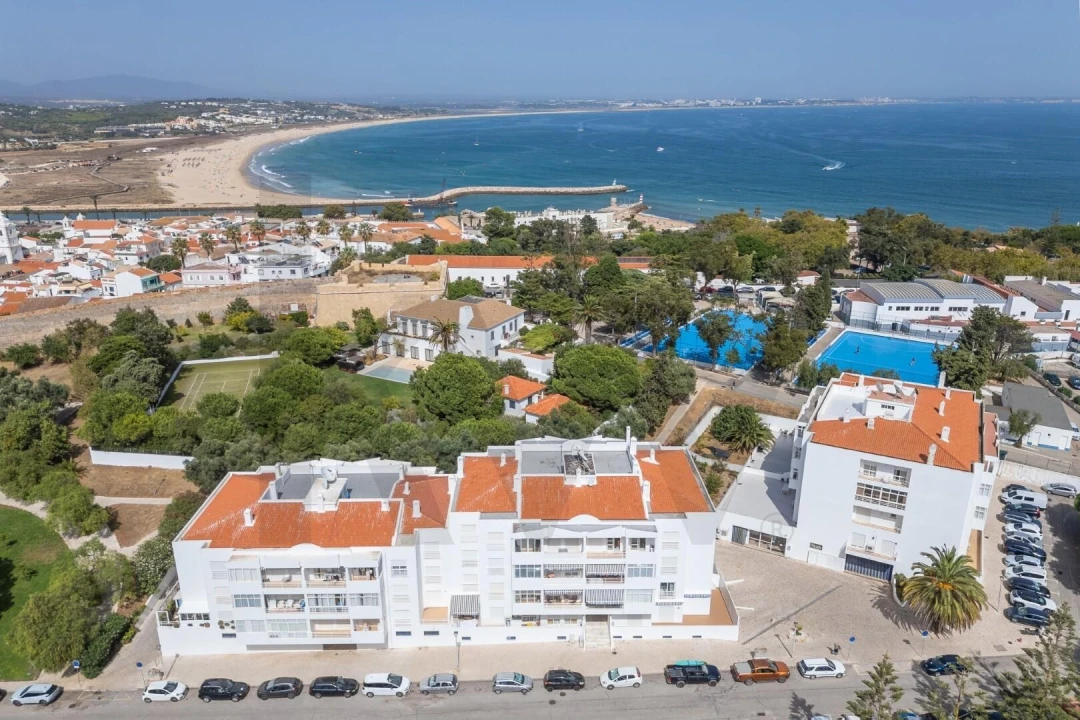 Apartamento T3 para Arrendamento férias em Lagos (São Sebastião e Santa Maria) Foto 33