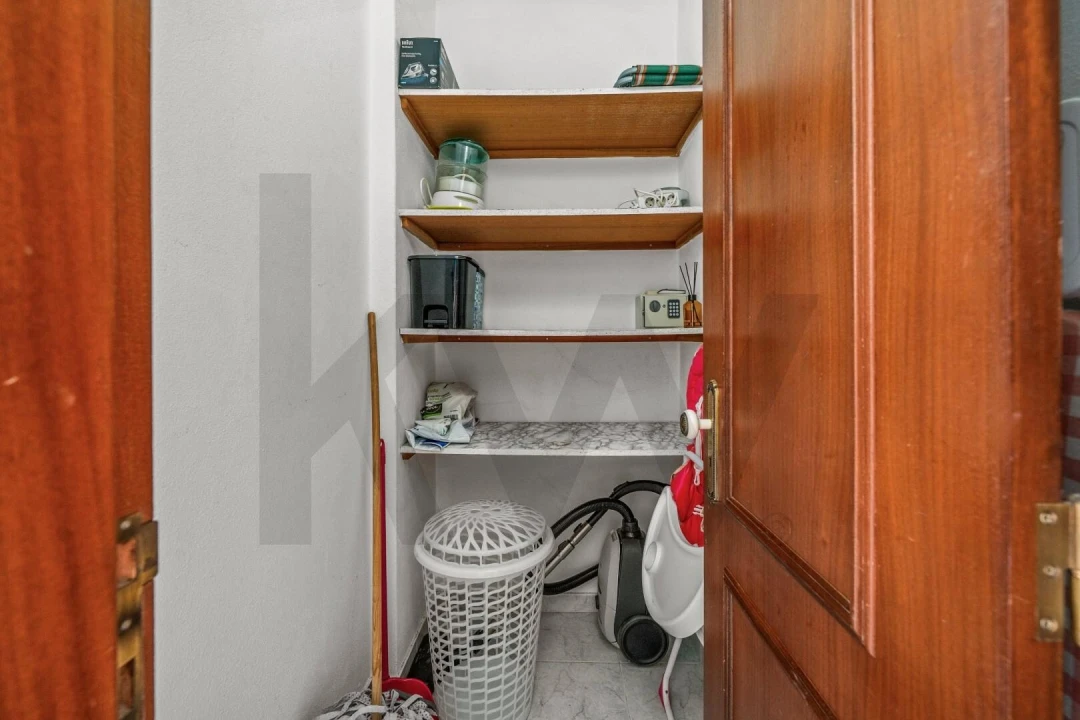 Apartamento T3 para Arrendamento férias em Lagos (São Sebastião e Santa Maria) Foto 13