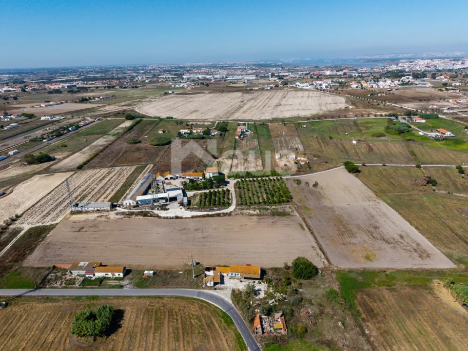 Quinta T4 para Venda em Atalaia e Alto Estanqueiro-Jardia Foto 3
