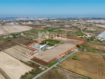 Quinta T4 para Venda em Atalaia e Alto Estanqueiro-Jardia
