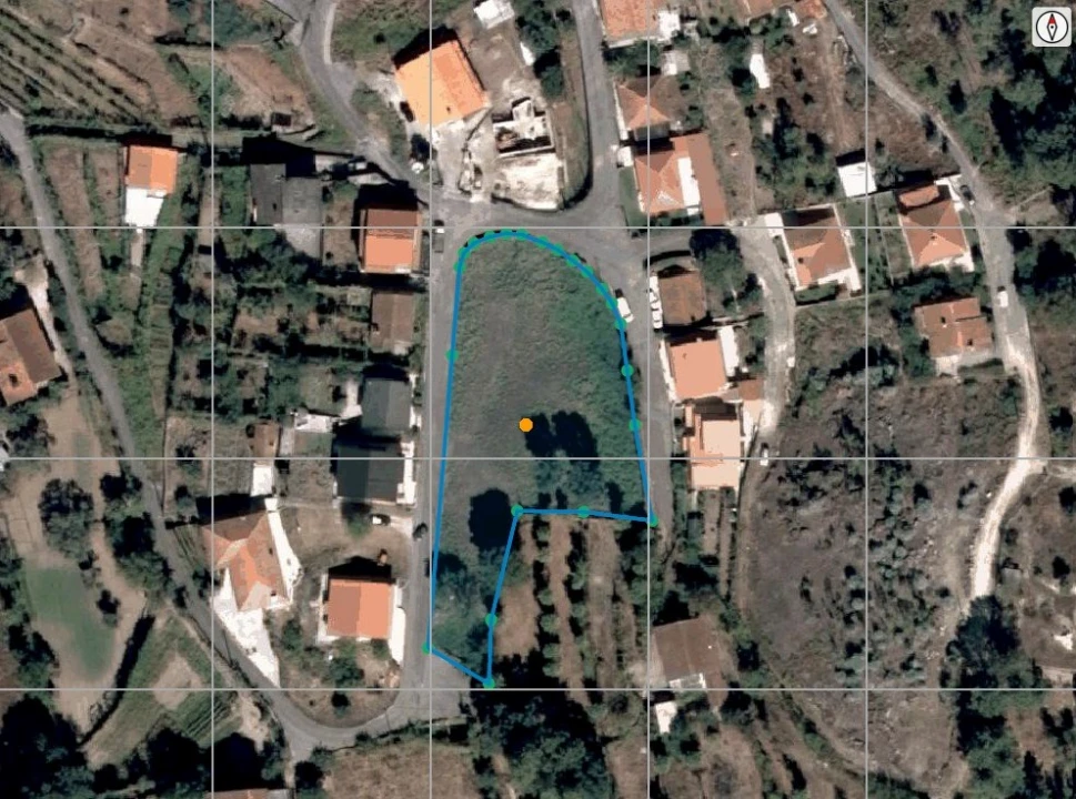 Terreno para Venda em Refojos de Basto, Outeiro e Painzela Foto 1