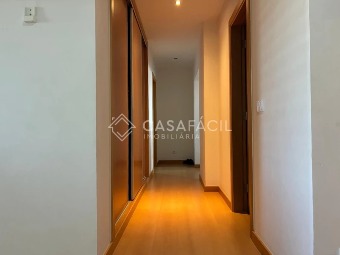Apartamento T1 para Venda em Alcochete Foto 3