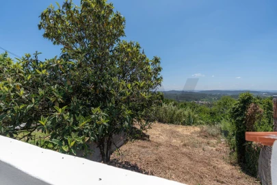 Moradia T2 para Venda em Barcouço