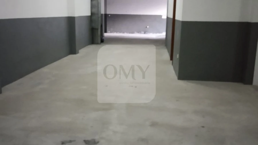 Garagem para Venda em Nossa Senhora da Conceição, São Pedro e São Dinis