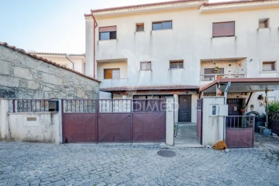 Moradia T3 para Venda em Ferreiros, Prozelo e Besteiros