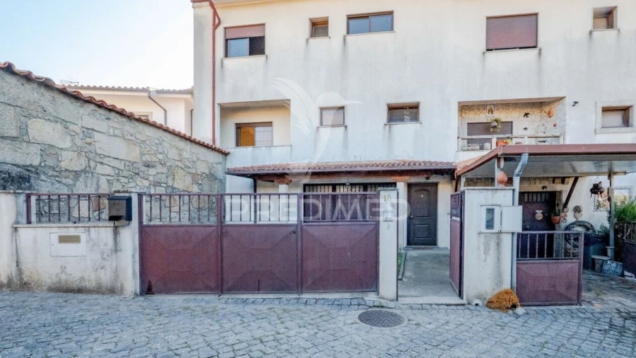 Moradia T3 para Venda em Ferreiros, Prozelo e Besteiros