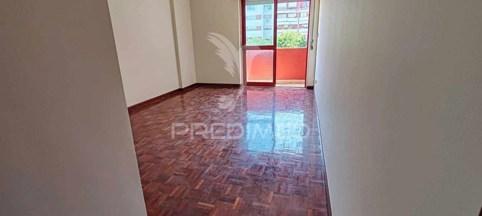 Apartamento T2 para Venda em Algueirão-Mem Martins Foto 17