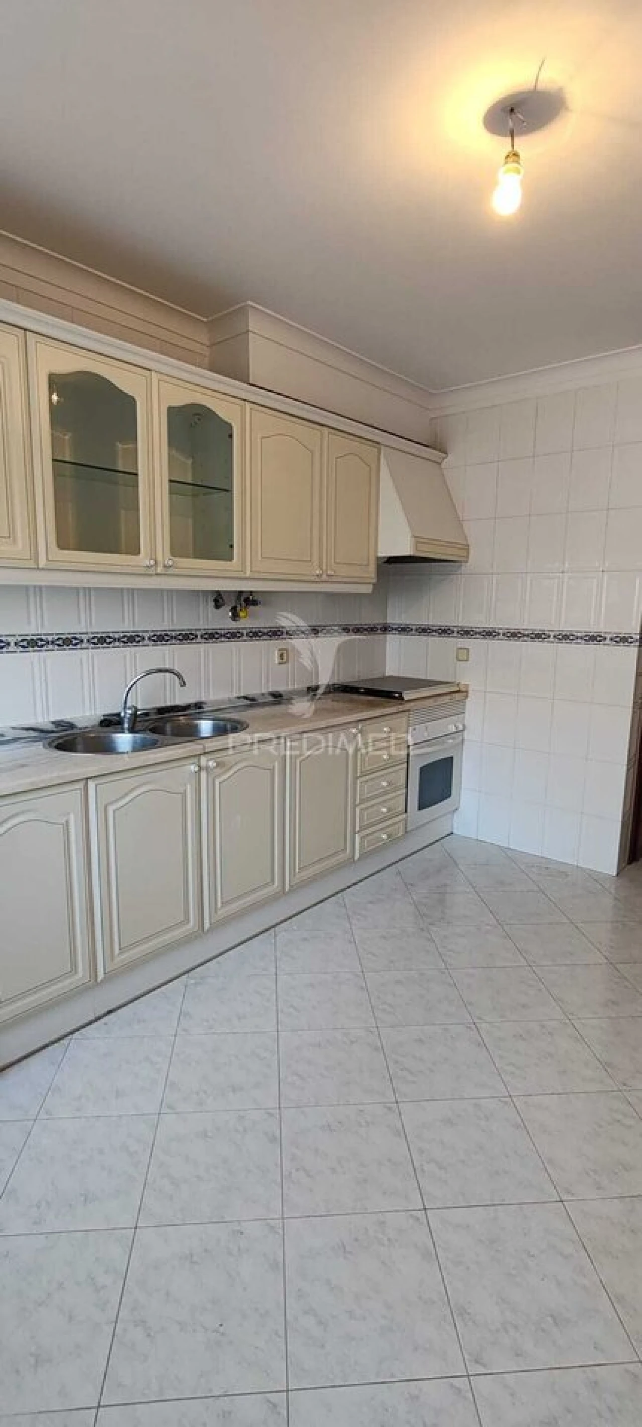 Apartamento T2 para Venda em Algueirão-Mem Martins Foto 24