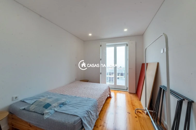 Apartamento T1 para Arrendamento em Bonfim Foto 13