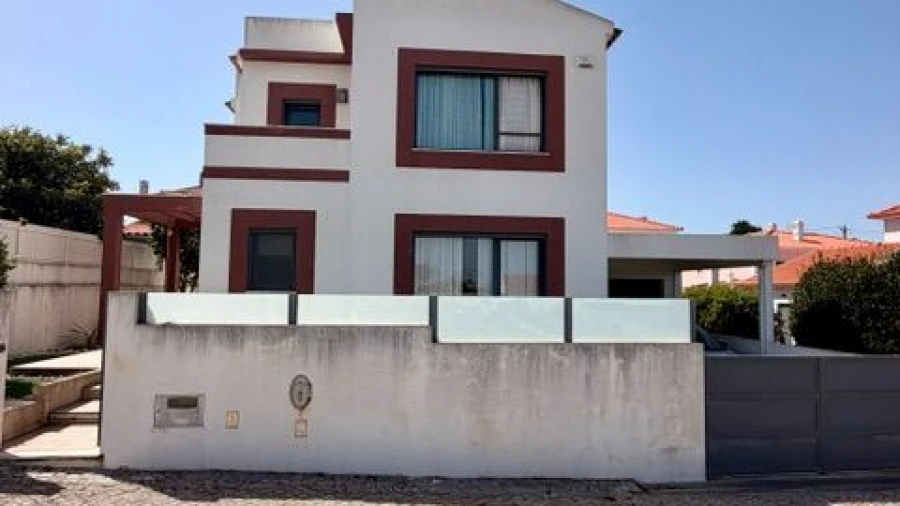Moradia T4 para Venda em Silveira