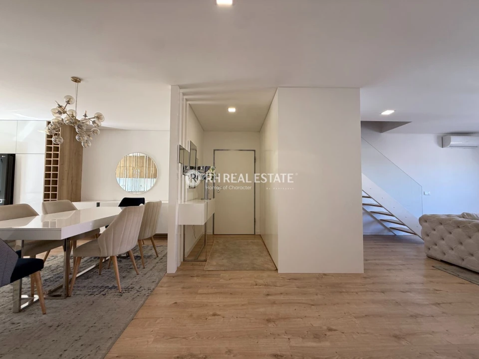 Apartamento T4 para Venda em Tavarede Foto 3