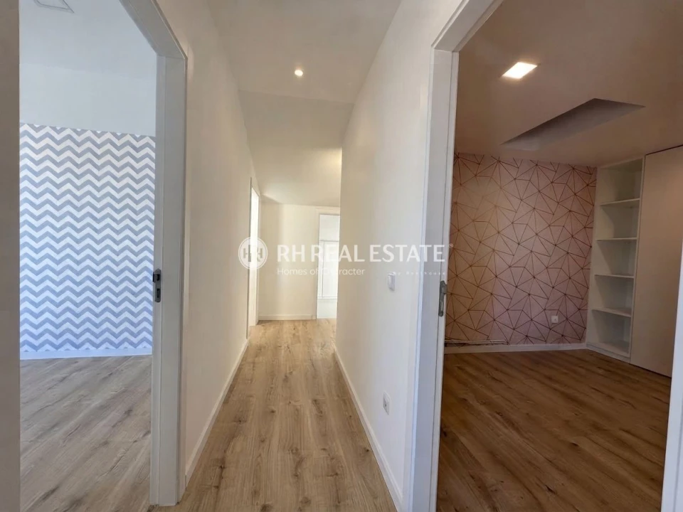 Apartamento T4 para Venda em Tavarede Foto 7