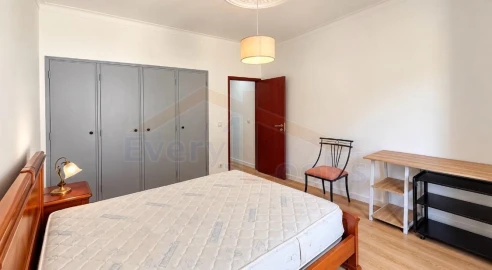 Apartamento T3 para Venda em Nossa Senhora do Pópulo, Coto e São Gregório