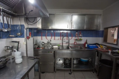 Loja para Arrendamento em Castanheira do Ribatejo e Cachoeiras