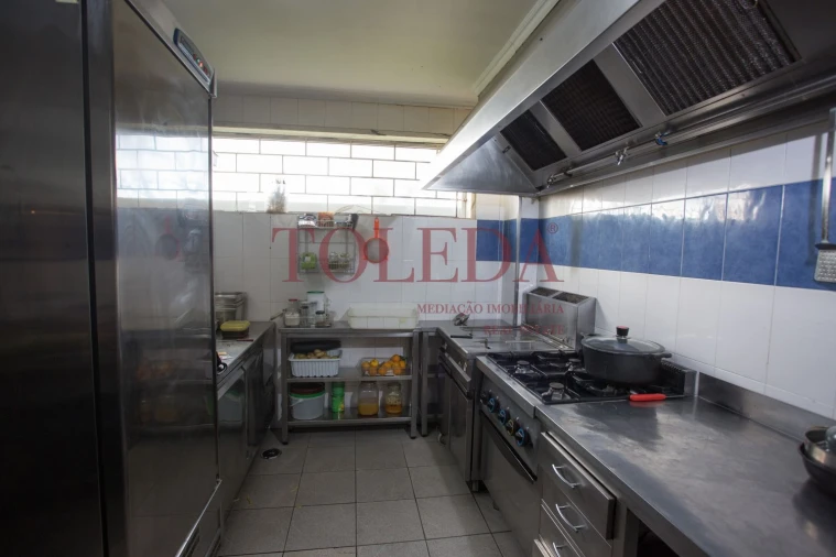 Loja para Arrendamento em Castanheira do Ribatejo e Cachoeiras Foto 13