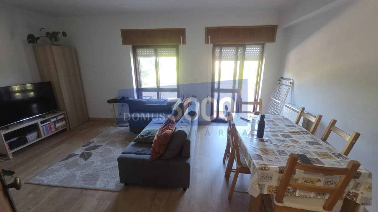 Apartamento para Venda em Lordelo Foto 14