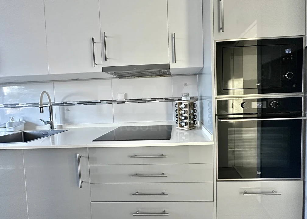 Apartamento T2 para Venda em São Domingos de Rana Foto 11