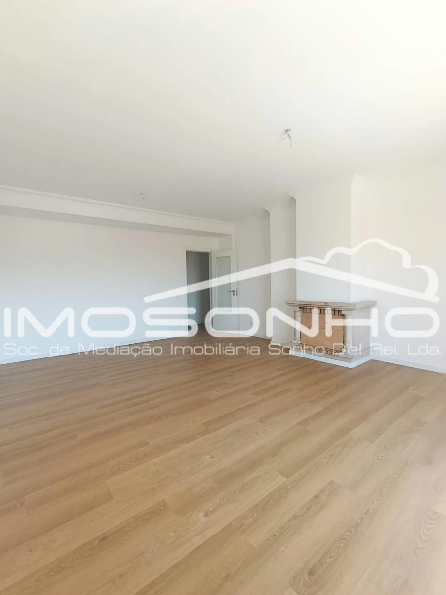 Apartamento T3 para Venda em Marinha Grande Foto 5