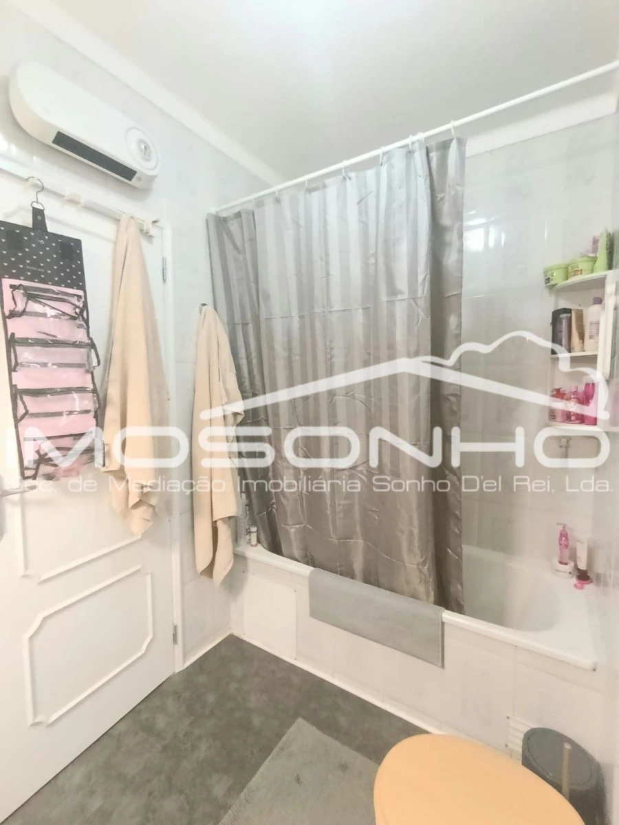 Apartamento T2 para Venda em Marinha Grande Foto 10