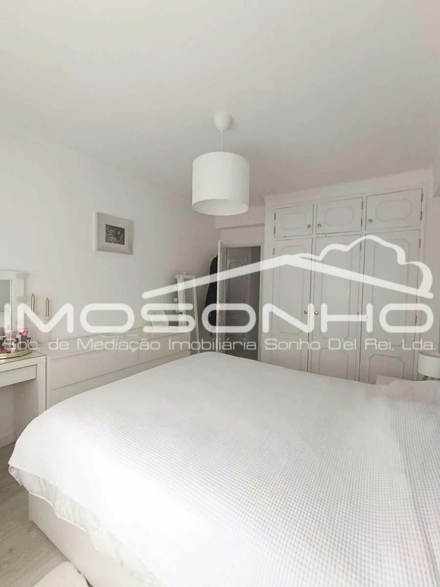 Apartamento T2 para Venda em Marinha Grande Foto 11