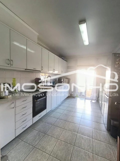 Apartamento T2 para Venda em Marrazes e Barosa