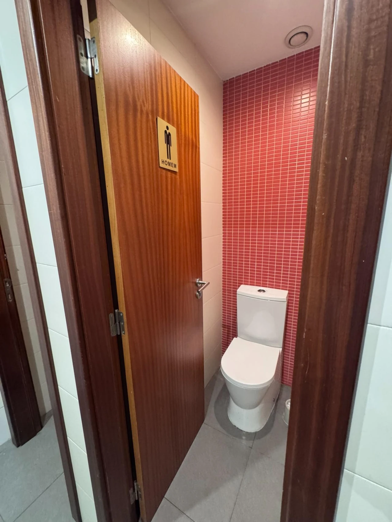Negócio para Arrendamento em Falagueira-Venda Nova Foto 24