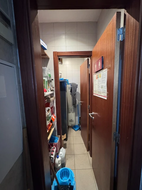 Negócio para Arrendamento em Falagueira-Venda Nova