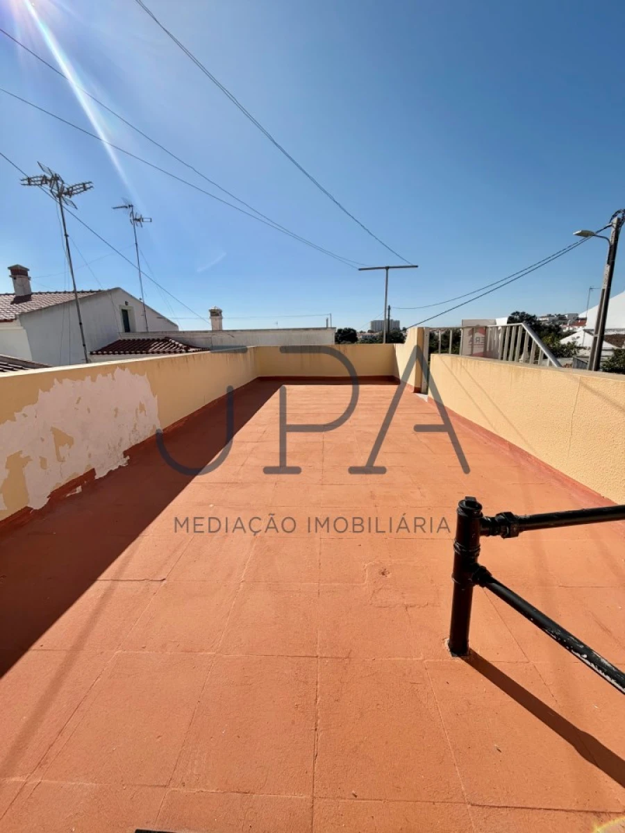 Moradia T4 para Venda em Altura Foto 30