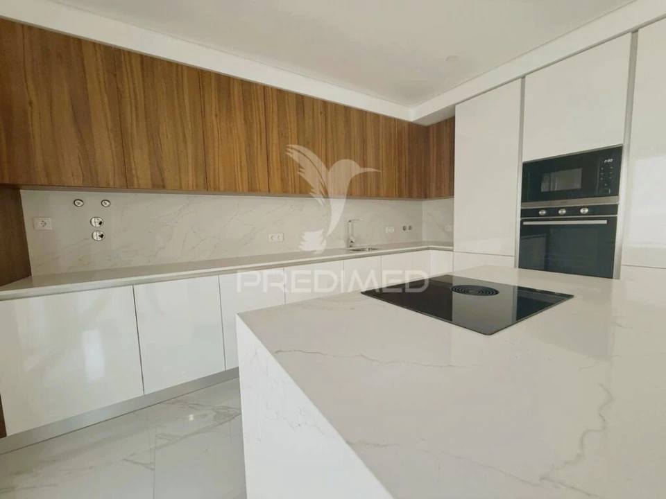 Moradia T4 para Venda em Quinta do Conde Foto 5