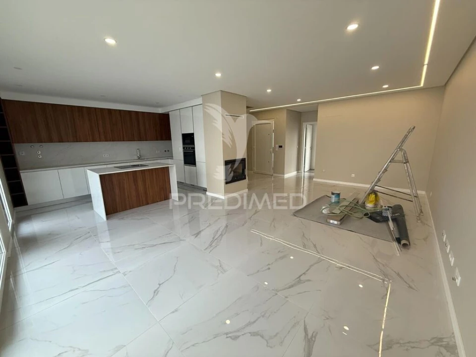 Moradia T4 para Venda em Quinta do Conde Foto 6