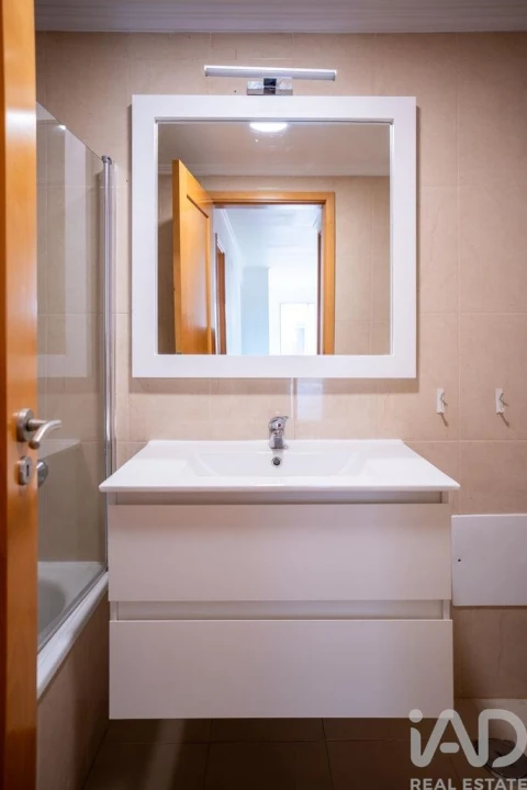 Apartamento T2 para Venda em Marvila
