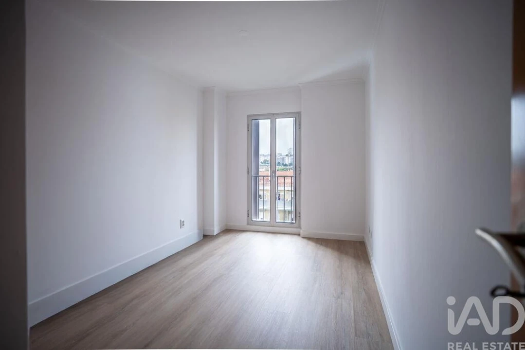 Apartamento T2 para Venda em Marvila Foto 23