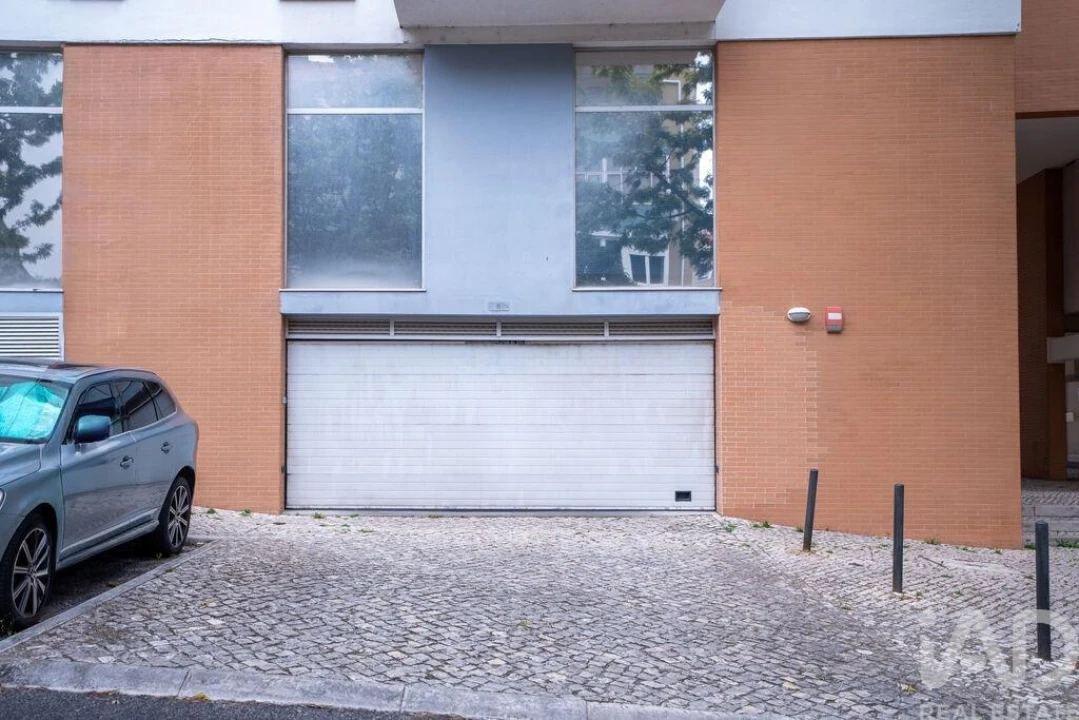 Apartamento T2 para Venda em Marvila Foto 29