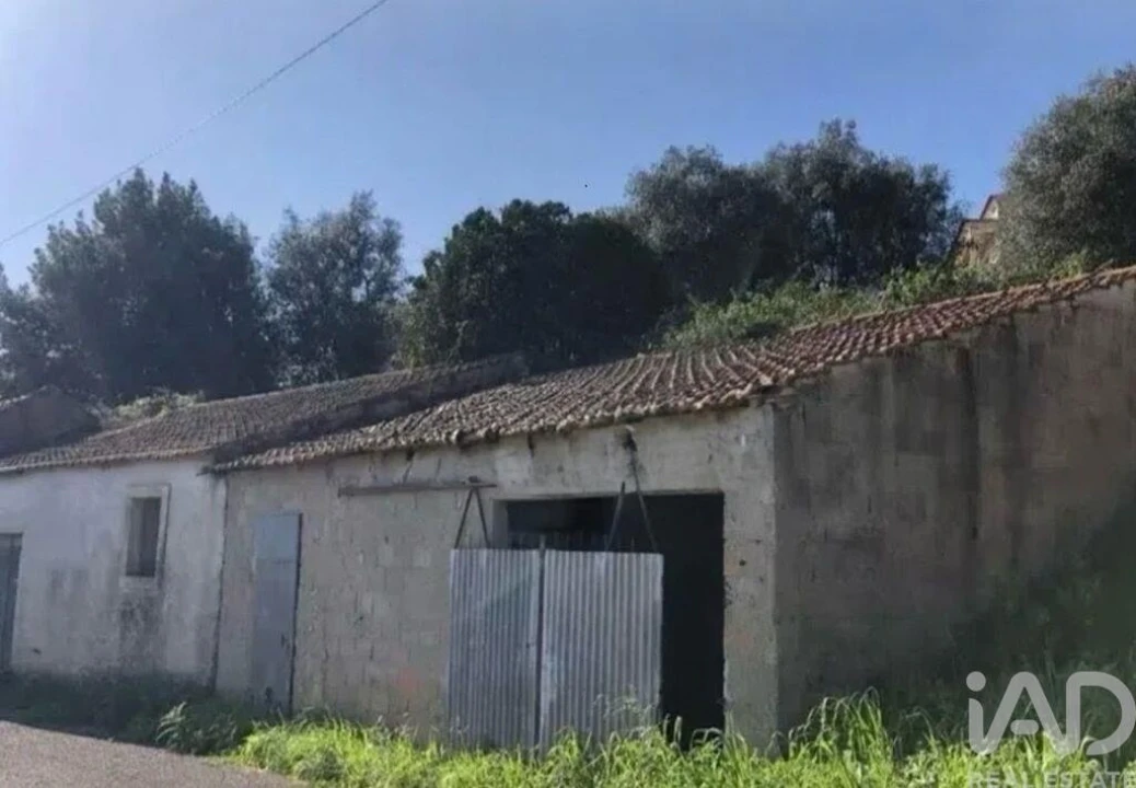 Moradia T4 para Venda em Alcobertas Foto 5