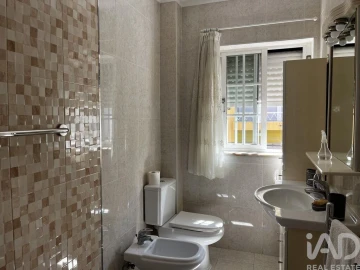 Apartamento T2 para Venda em Baixa da Banheira e Vale da Amoreira
