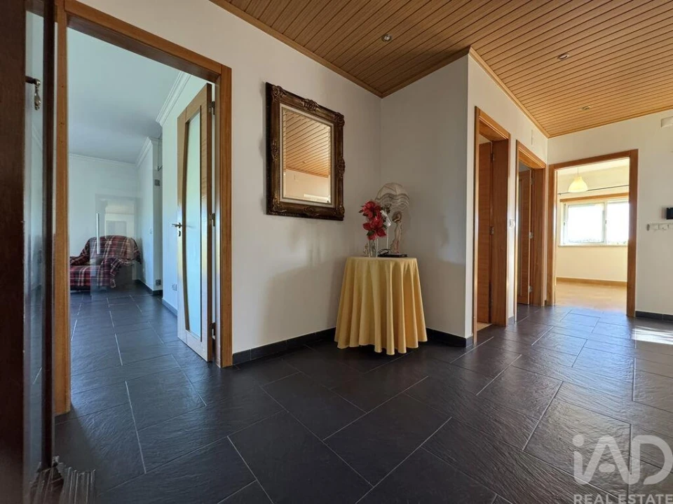 Moradia T4 para Venda em São João Baptista e Santa Maria dos Olivais Foto 9