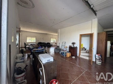 Moradia T4 para Venda em São João Baptista e Santa Maria dos Olivais