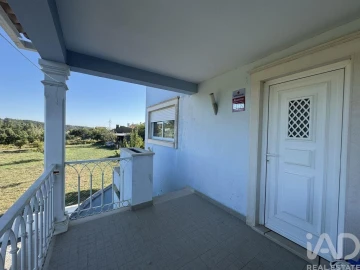 Moradia T4 para Venda em São João Baptista e Santa Maria dos Olivais