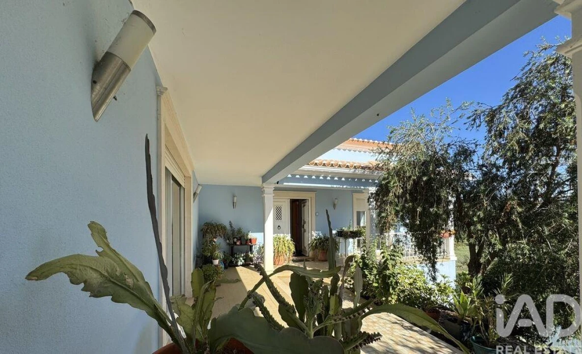 Moradia T4 para Venda em São João Baptista e Santa Maria dos Olivais Foto 1