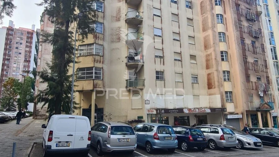 Apartamento T2 para Venda em Algueirão-Mem Martins